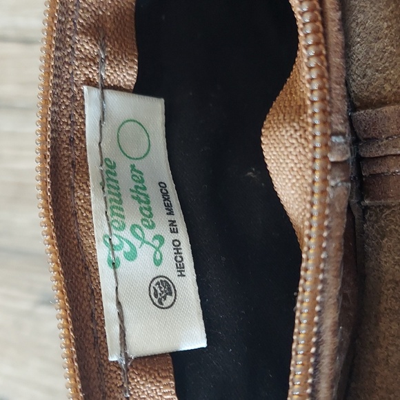 Genuine Leather Purse - Picture 5 of 9